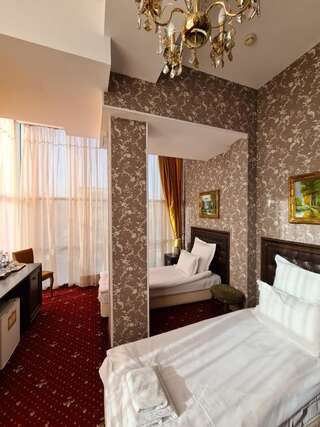 Гостиница Golden Hotel Пятигорск Стандартный двухместный номер с 2 отдельными кроватями-2